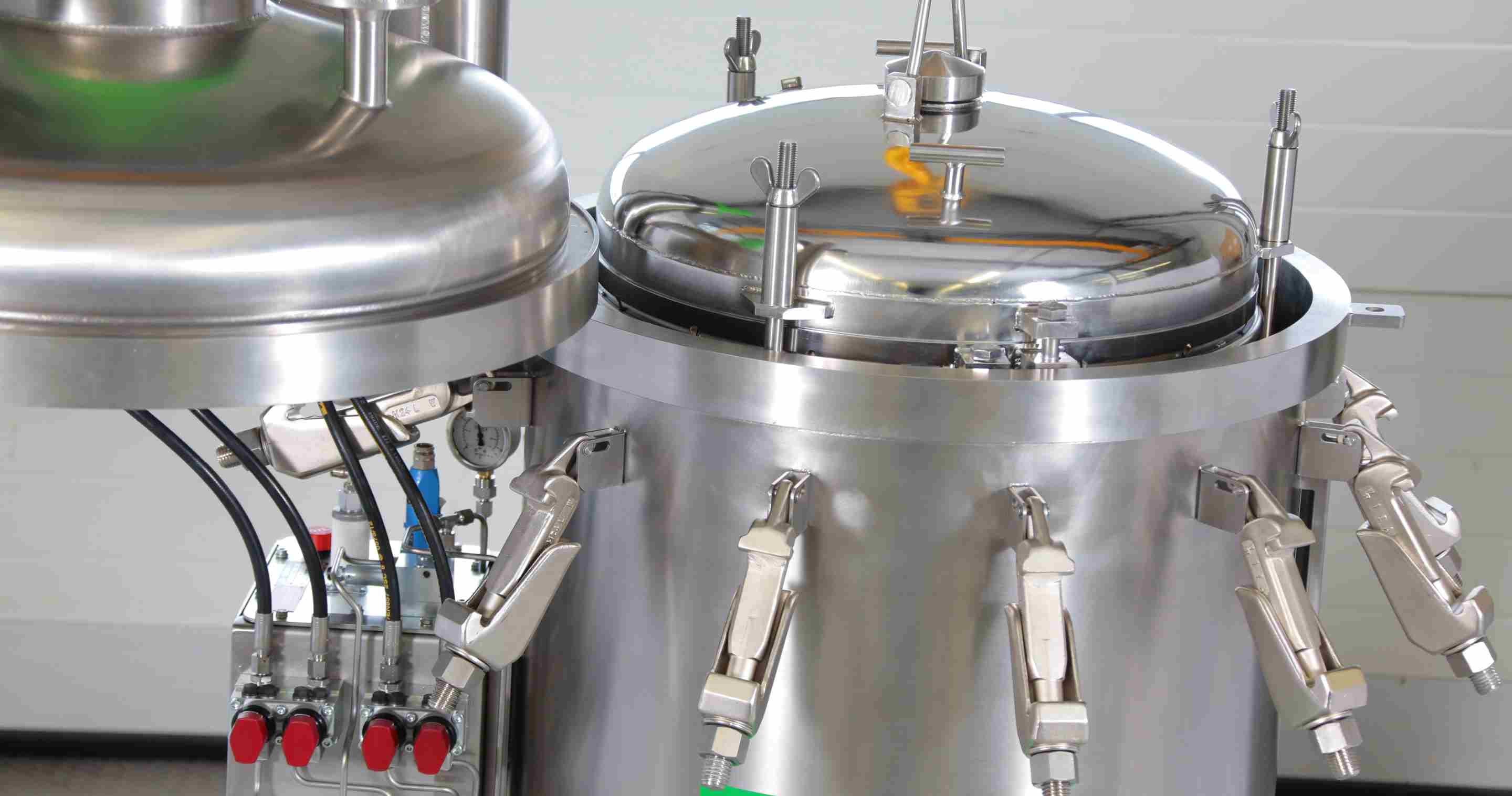 Horizontal plate filter